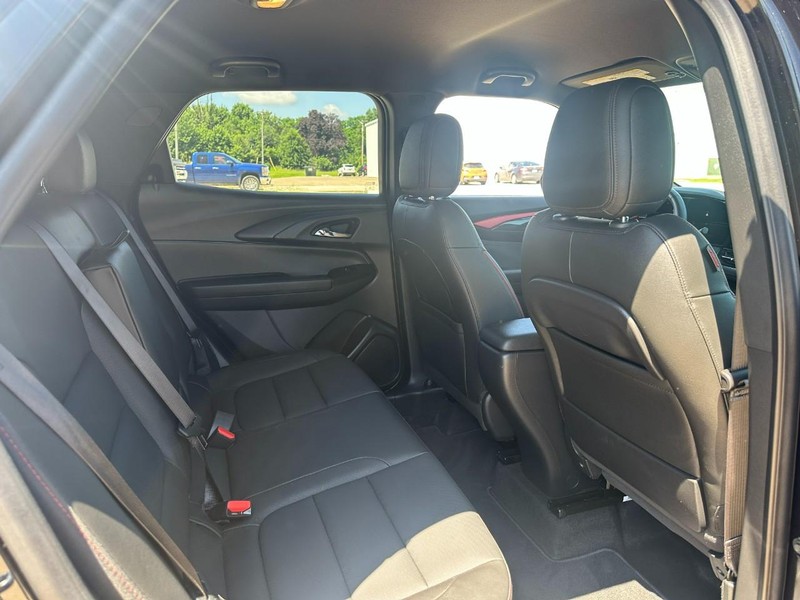 Chevrolet TrailBlazer Vehicle Image 10
