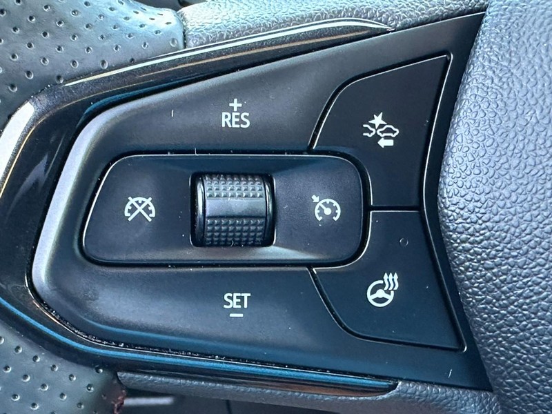 Chevrolet TrailBlazer Vehicle Image 18