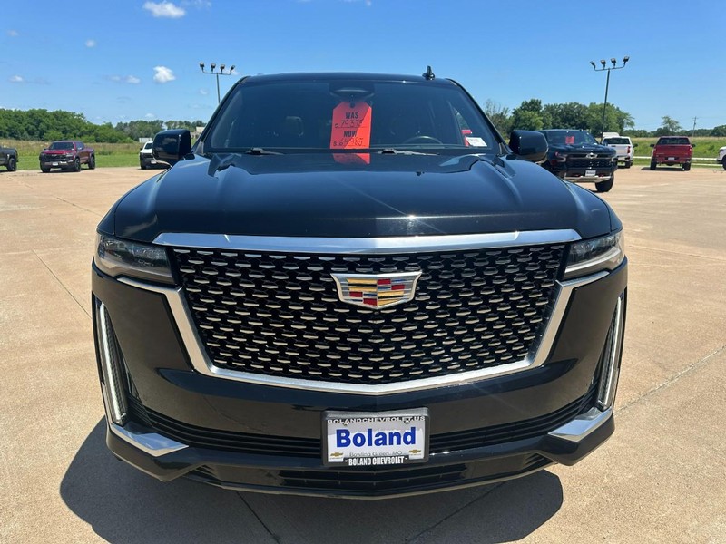 Cadillac Escalade Vehicle Image 09