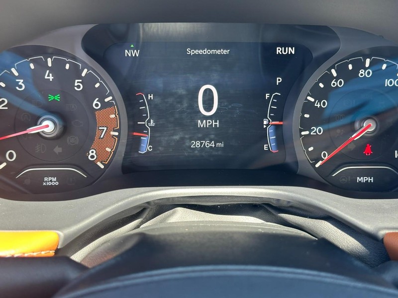 Jeep Compass Vehicle Image 20