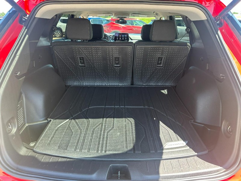 Chevrolet Blazer Vehicle Image 05