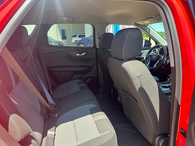 Chevrolet Blazer Vehicle Image 10