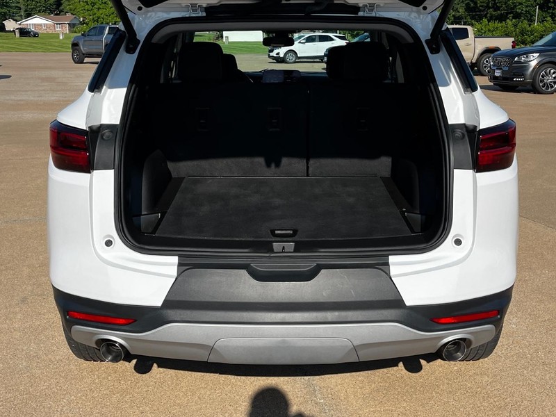 Chevrolet Blazer Vehicle Image 05