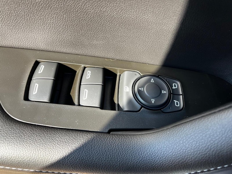 Chevrolet Blazer Vehicle Image 14