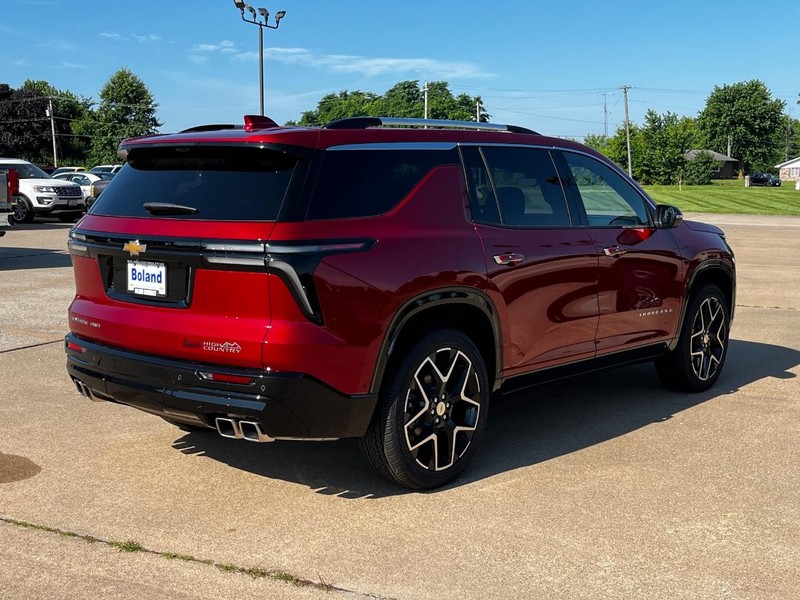 Chevrolet Traverse Vehicle Image 03