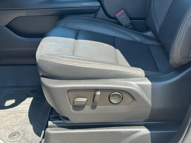 Chevrolet Tahoe Vehicle Image 22