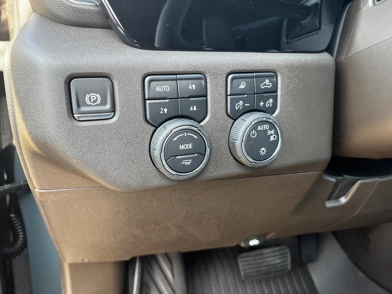 Chevrolet Silverado 1500 Vehicle Image 10