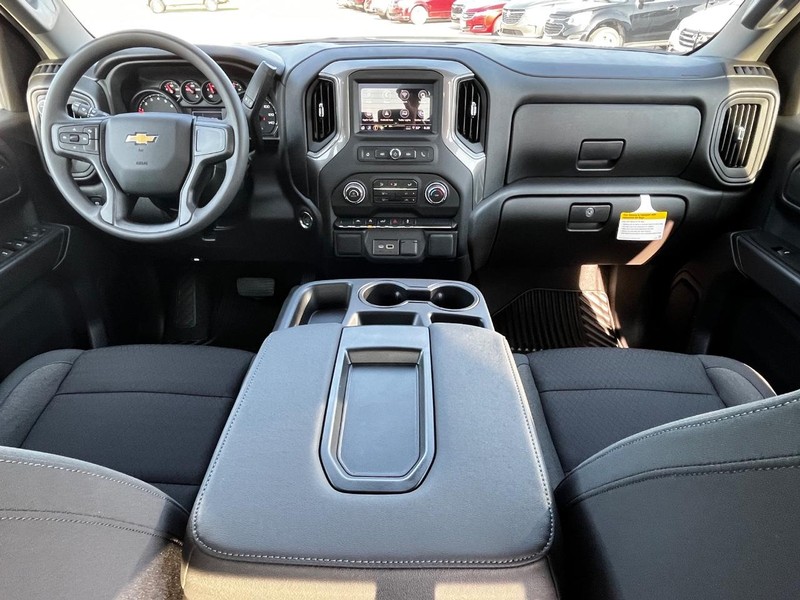 Chevrolet Silverado 1500 Vehicle Image 05