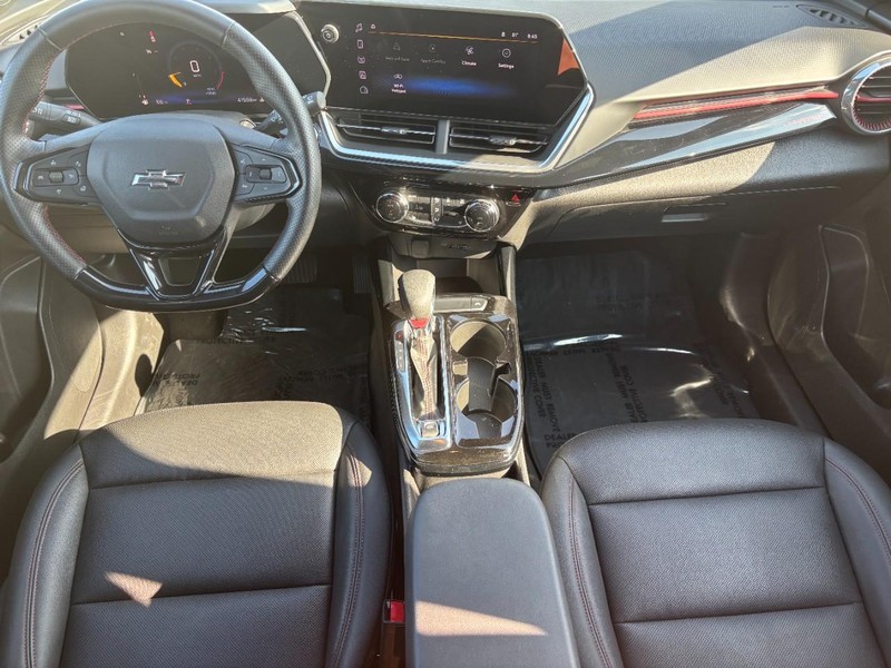 Chevrolet Trax Vehicle Image 11