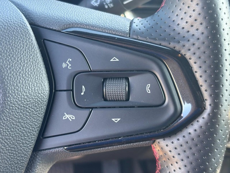 Chevrolet Trax Vehicle Image 18