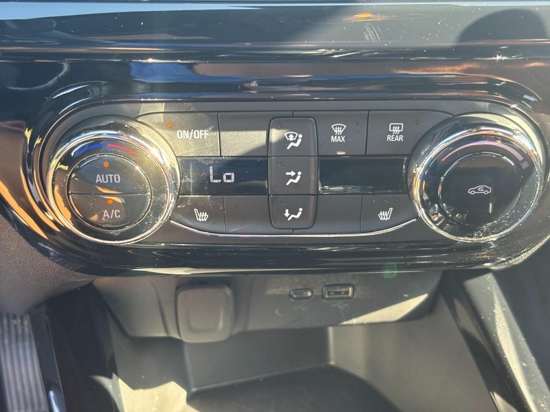 Chevrolet Trax Vehicle Image 22