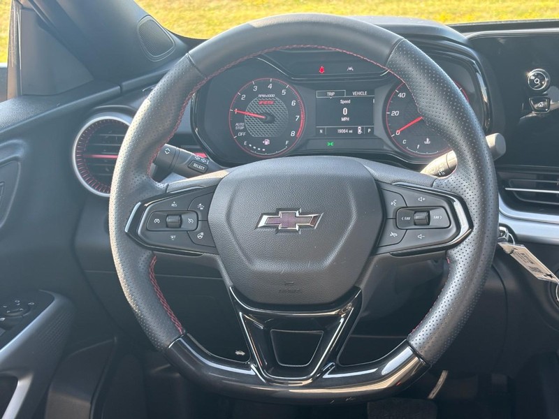 Chevrolet Trax Vehicle Image 12