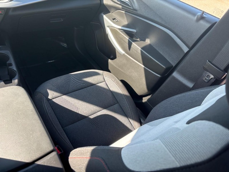 Chevrolet Trax Vehicle Image 15
