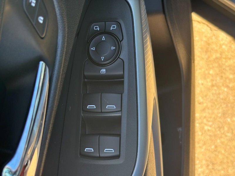 Chevrolet Trax Vehicle Image 23