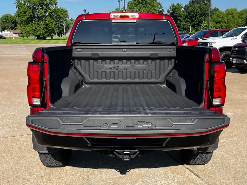 Chevrolet Colorado Vehicle Image 05