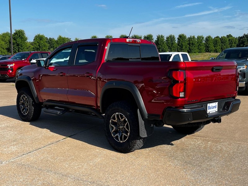 Chevrolet Colorado Vehicle Image 06