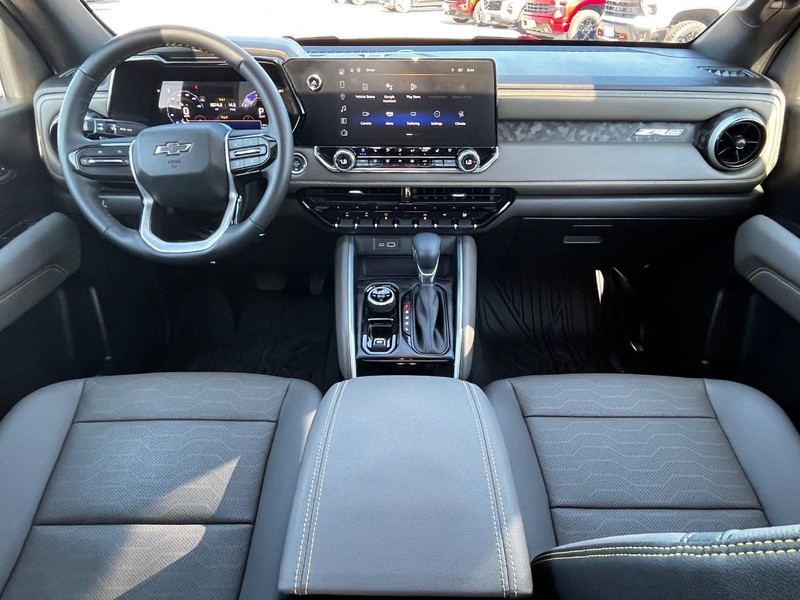 Chevrolet Colorado Vehicle Image 12