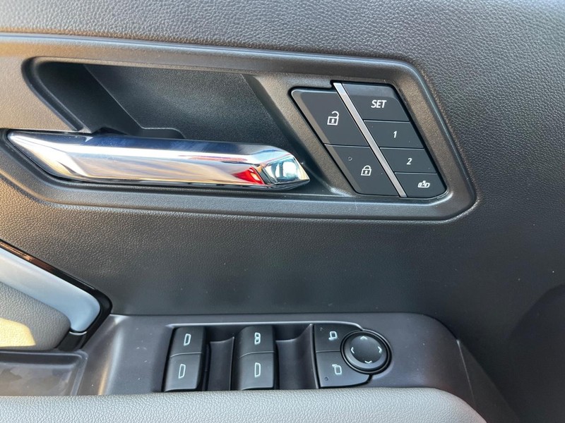 Chevrolet Colorado Vehicle Image 15