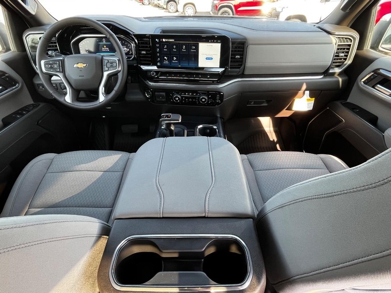 Chevrolet Silverado 1500 Vehicle Image 05