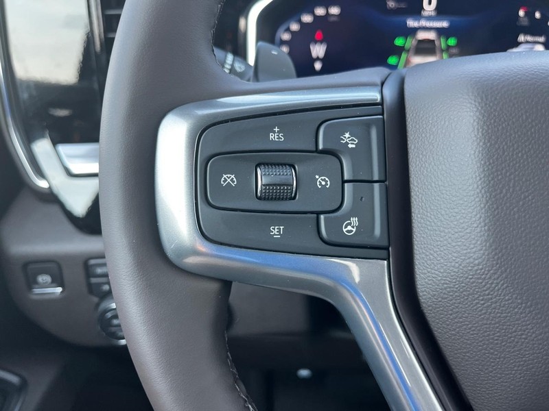 Chevrolet Silverado 1500 Vehicle Image 11