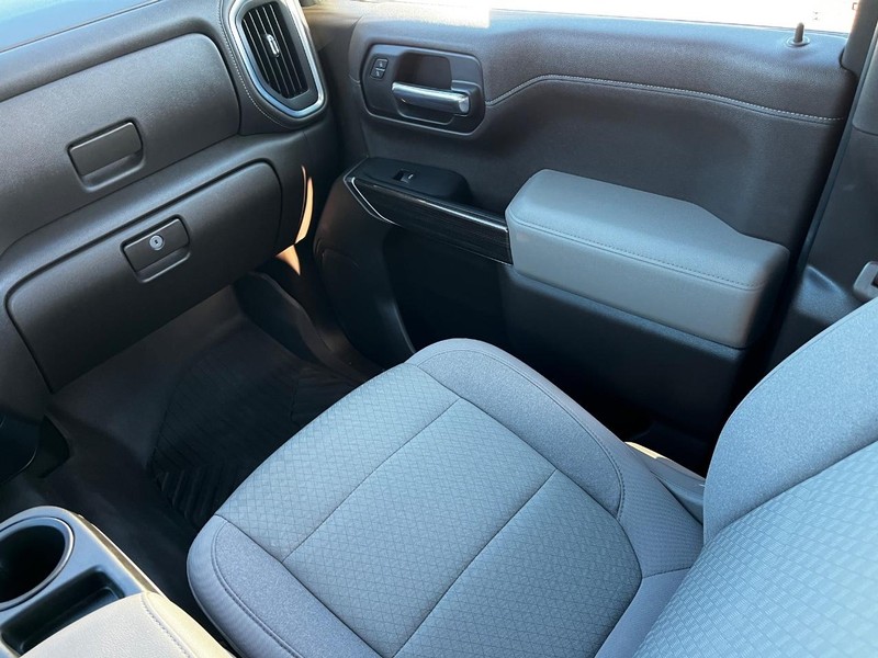 Chevrolet Silverado 1500 Vehicle Image 13