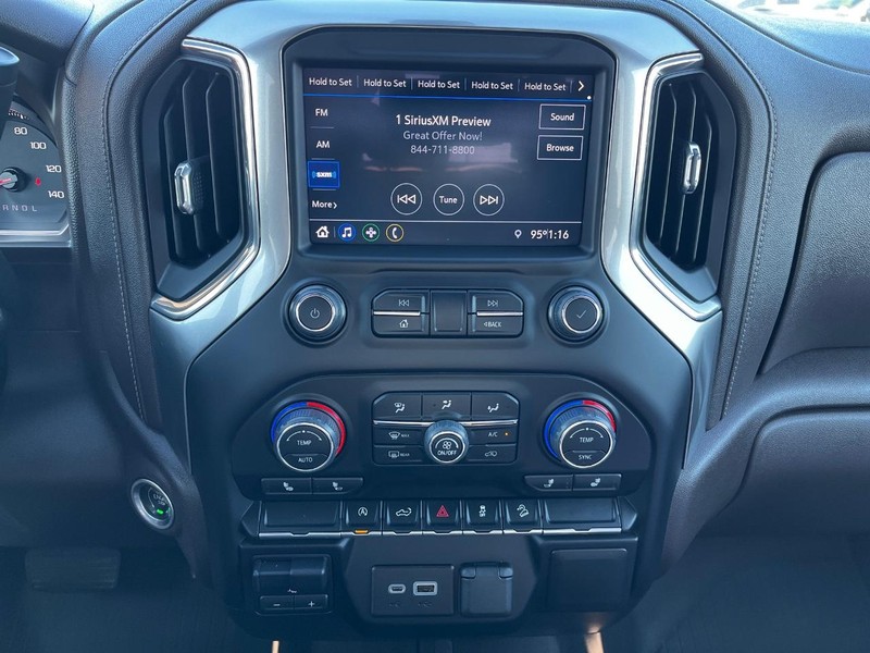 Chevrolet Silverado 1500 Vehicle Image 20