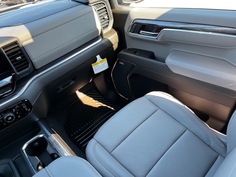 Chevrolet Silverado 1500 Vehicle Image 09