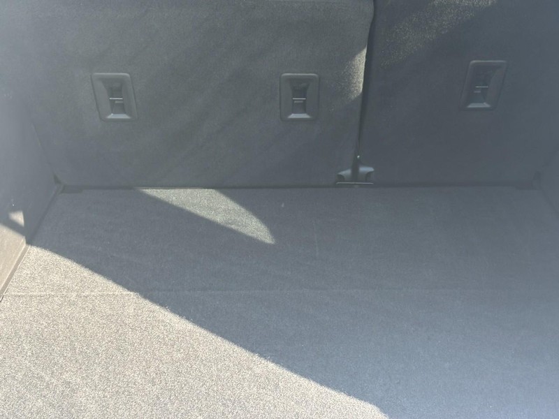 Chevrolet Equinox Vehicle Image 04