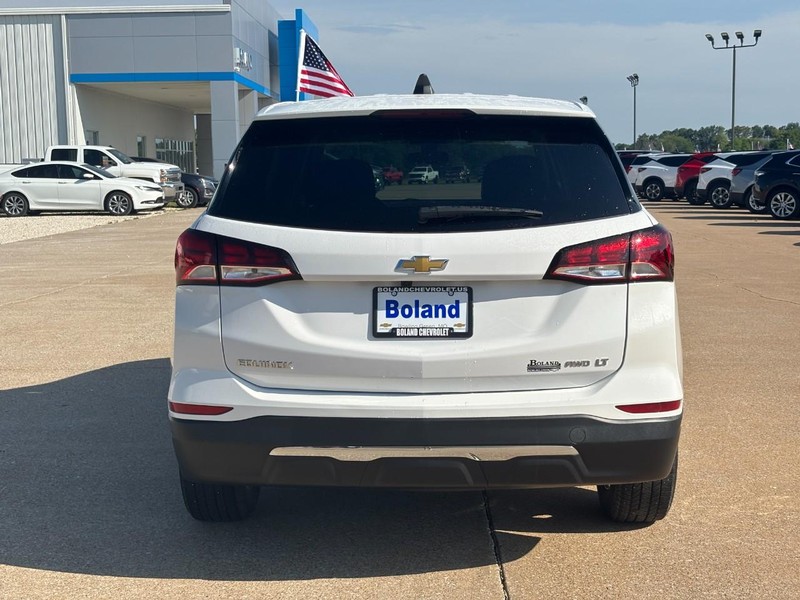 Chevrolet Equinox Vehicle Image 05