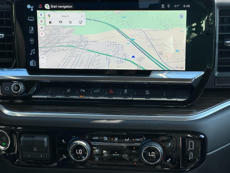 Chevrolet Silverado 2500HD Vehicle Image 10