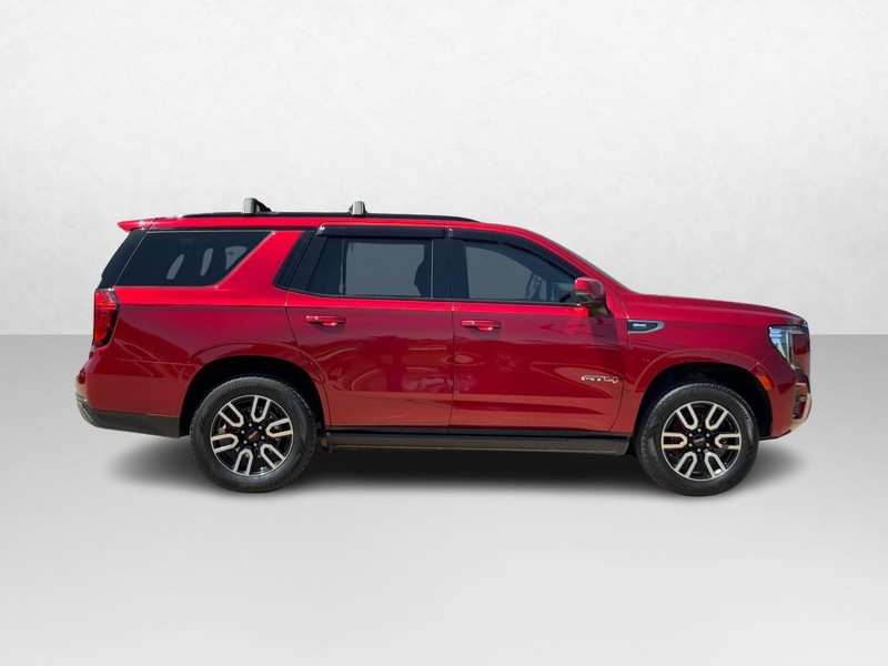 GMC Yukon Vehicle Image 02