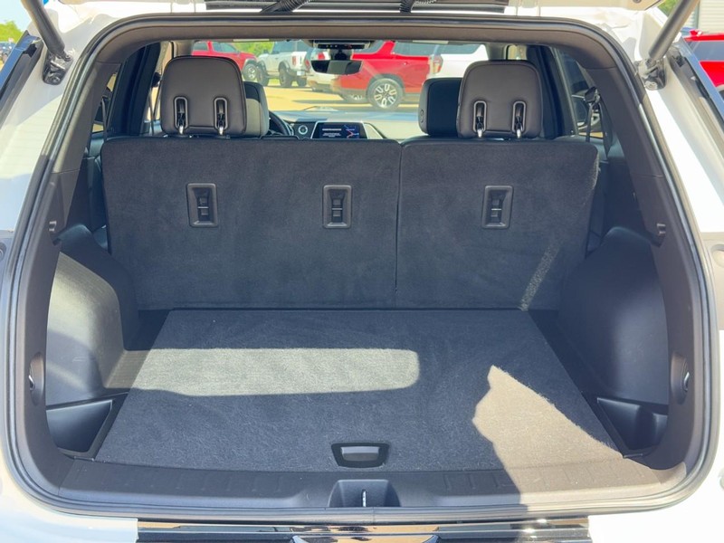 Chevrolet Blazer Vehicle Image 04