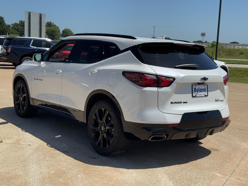 Chevrolet Blazer Vehicle Image 06
