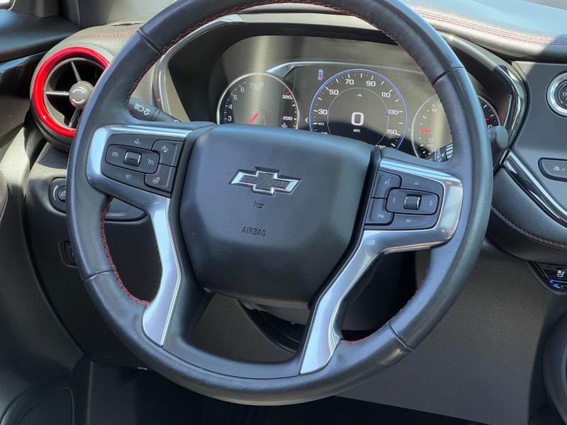 Chevrolet Blazer Vehicle Image 12