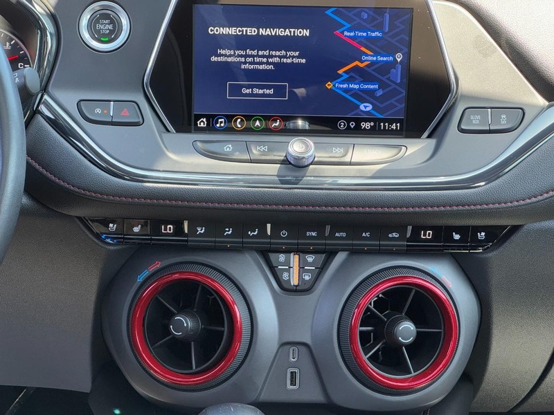 Chevrolet Blazer Vehicle Image 13