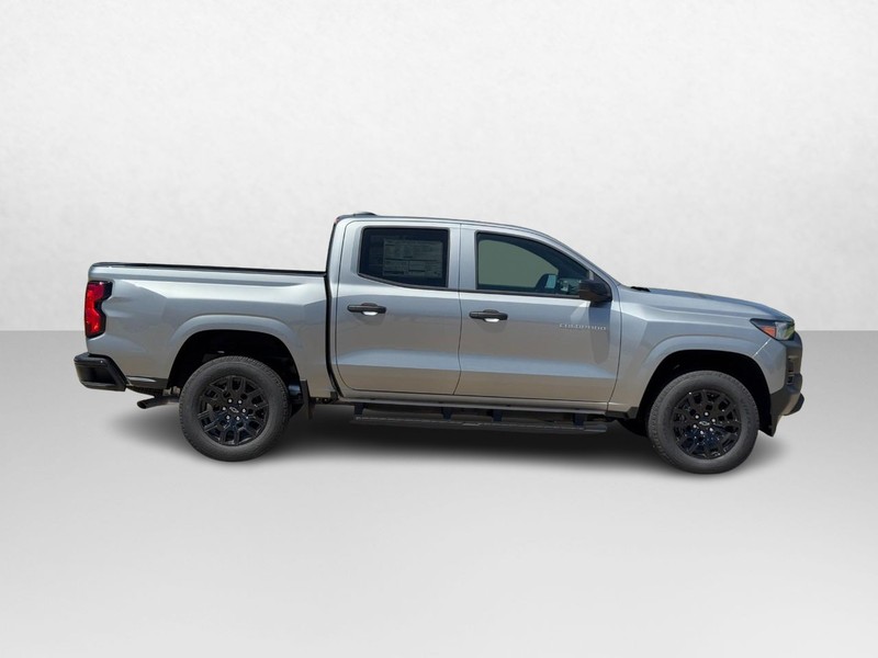Chevrolet Colorado Vehicle Image 02