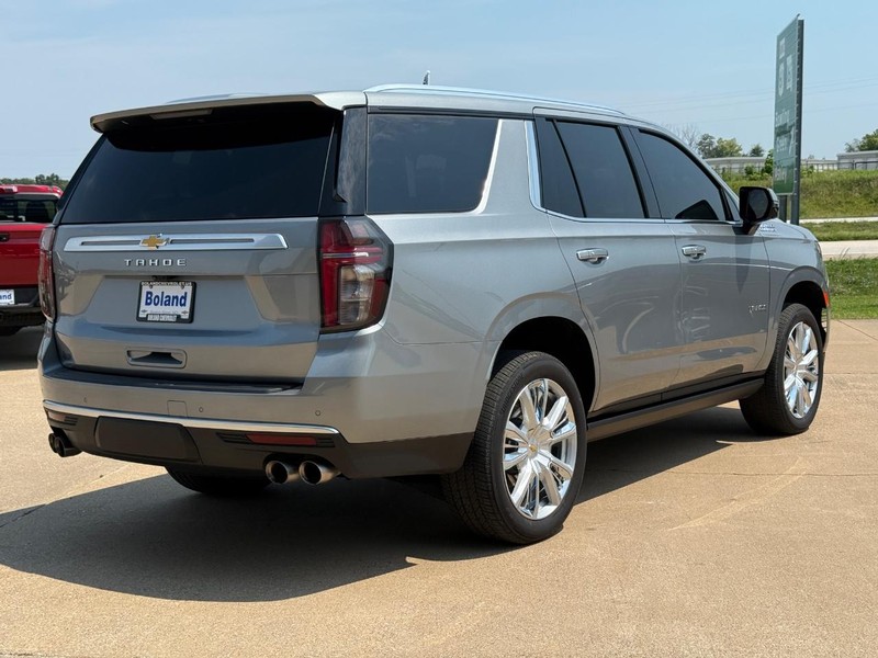 Chevrolet Tahoe Vehicle Image 03