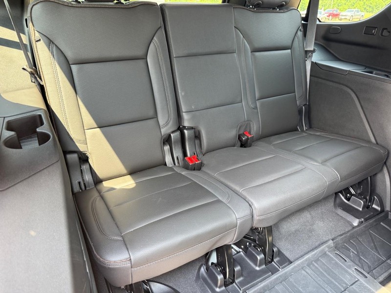 Chevrolet Tahoe Vehicle Image 11