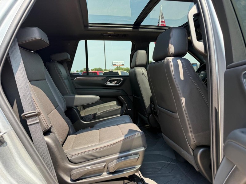 Chevrolet Tahoe Vehicle Image 12