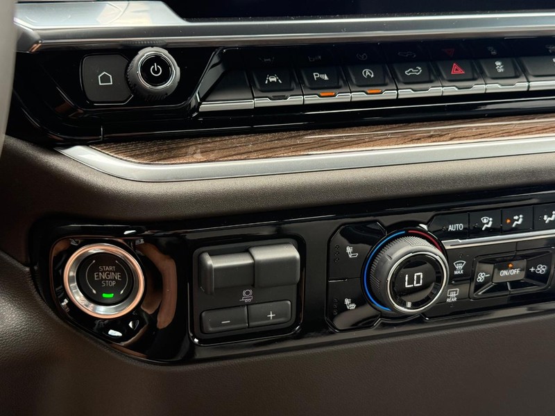 Chevrolet Silverado 1500 Vehicle Image 12
