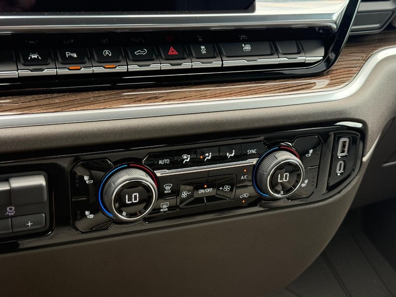 Chevrolet Silverado 1500 Vehicle Image 13