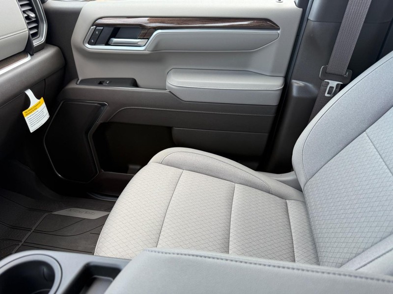 Chevrolet Silverado 1500 Vehicle Image 14