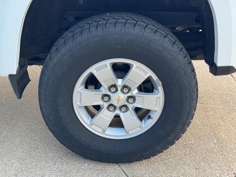 Chevrolet Colorado Vehicle Image 07