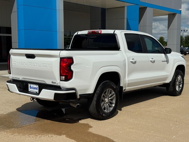 Chevrolet Colorado Vehicle Image 03