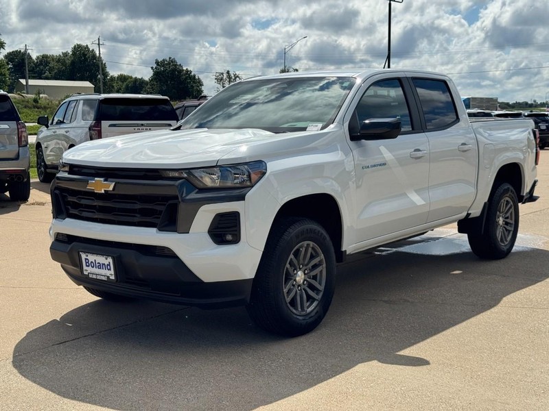 Chevrolet Colorado Vehicle Image 08
