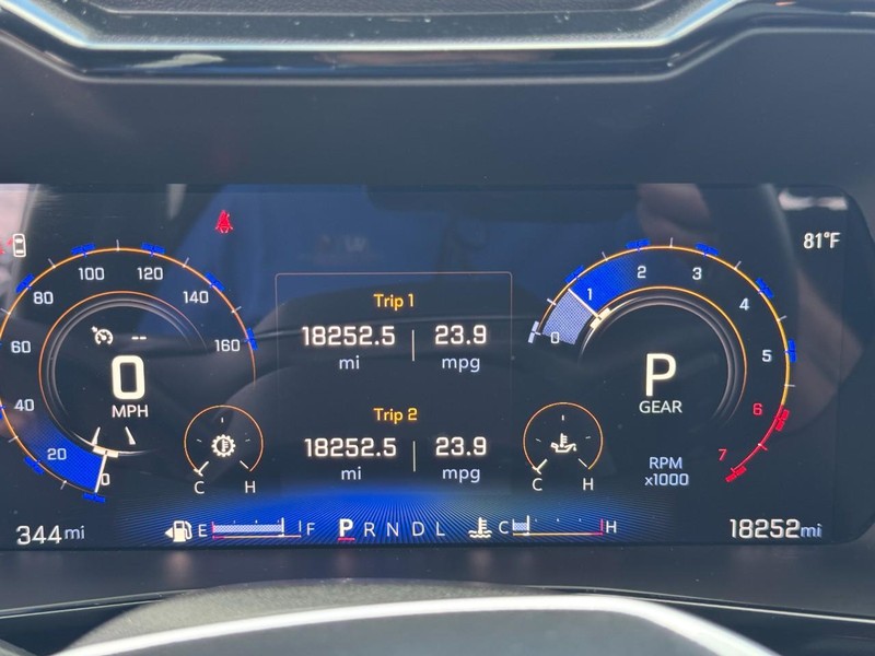 Chevrolet Colorado Vehicle Image 19