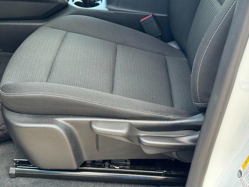 Chevrolet Colorado Vehicle Image 23