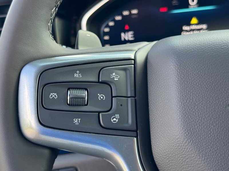 Chevrolet Silverado 1500 Vehicle Image 11