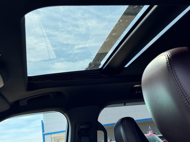Ford Explorer Vehicle Image 26