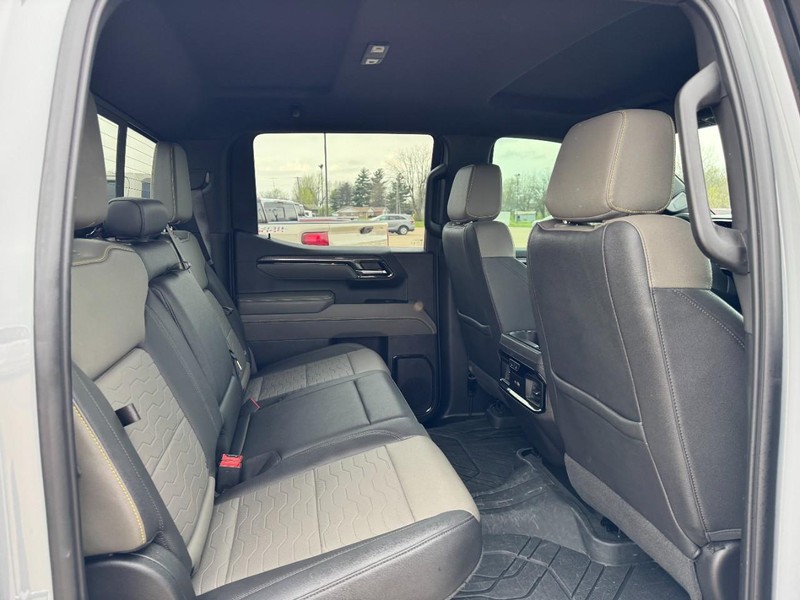 Chevrolet Silverado 1500 Vehicle Image 10